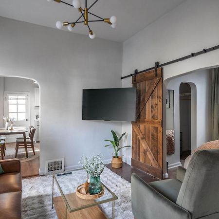 클리블랜드 Mid-Century Modern Retreat In Little Italy 아파트 외부 사진