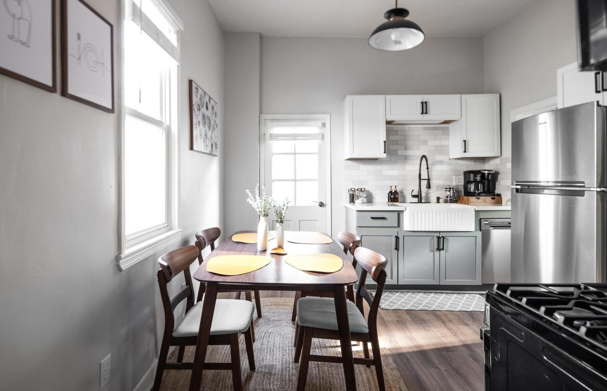 클리블랜드 Mid-Century Modern Retreat In Little Italy 아파트 외부 사진