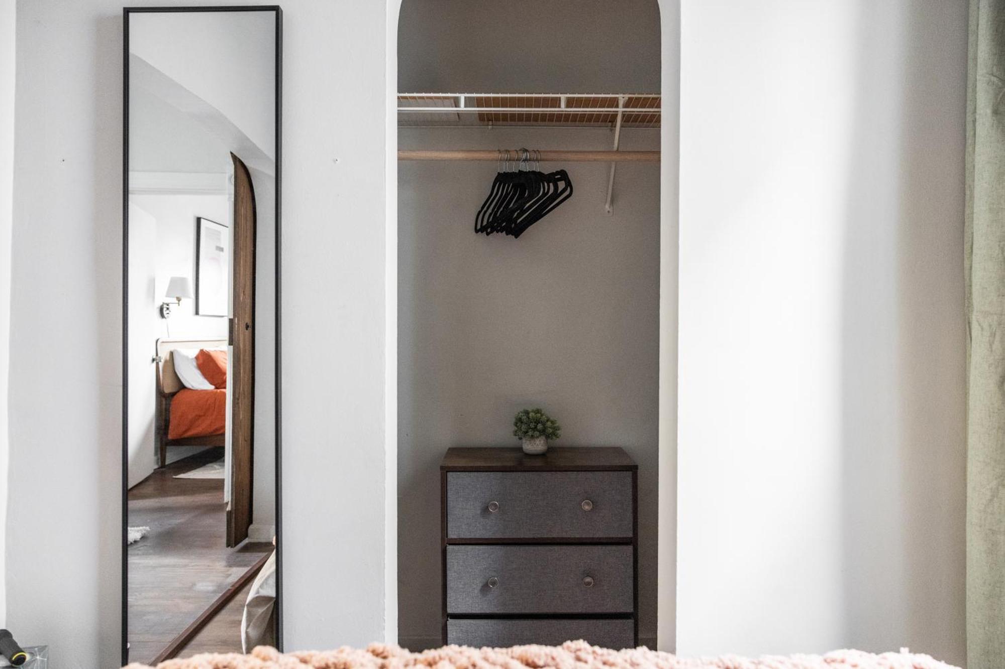 클리블랜드 Mid-Century Modern Retreat In Little Italy 아파트 외부 사진